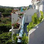 In With Sea View, Balcony, Air Conditioning, Wifi 3560-2 * Sućuraj