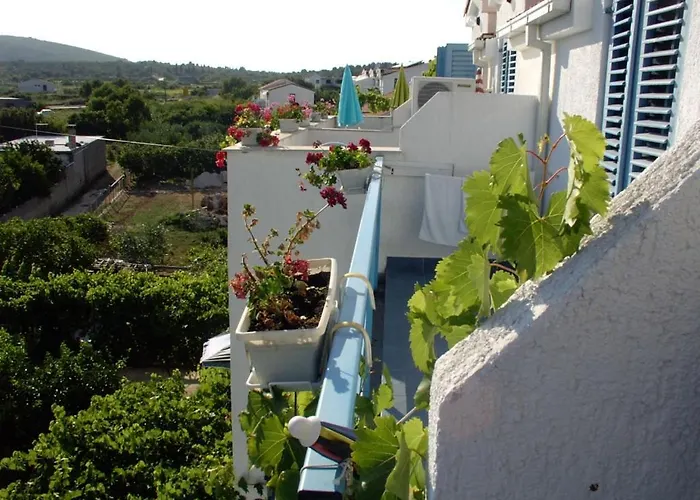 In With Sea View, Balcony, Air Conditioning, Wifi 3560-2 * Sućuraj